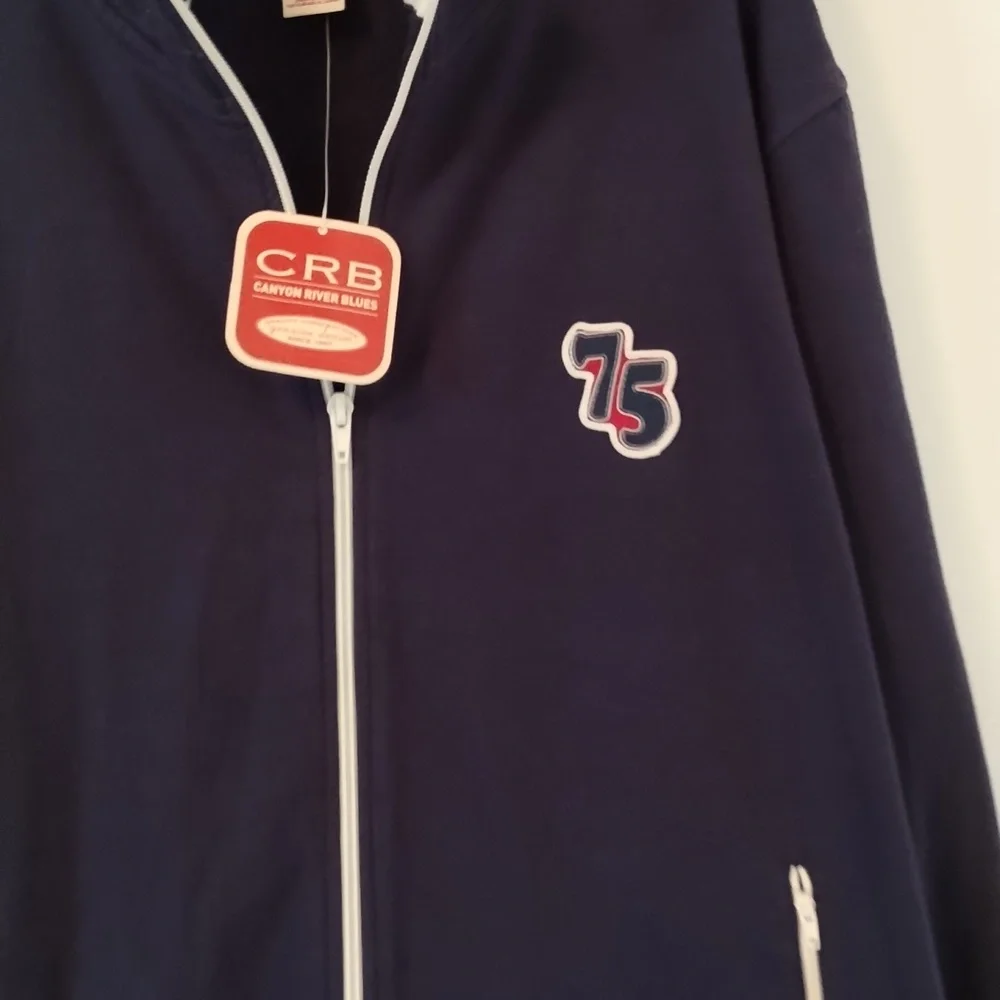 Jacket - Picture 2 of 4